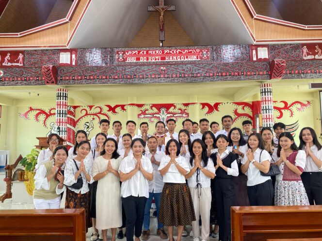 
					Pengurus OMK Periode 2025 – 2027 Dilantik Langsung di Gereja Paroki St.Mikhael Pangururan