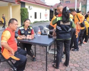 Personel Polres Samosir Ikuti Tes Jasmani Berkala Semester I T.A 2025