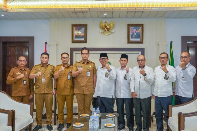 
					Camat, Lurah dan Kepling Diminta Data Warga Yang Pernikahannya Belum Tercatat, Rico Waas : Permudah Pengurusan Administrasi Kependudukan