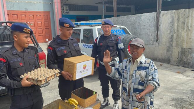 
					Brimob Polda Sumut Hadirkan Kejutan Kasih untuk Warga Medan, Pelukan Hangat untuk Anak Panti dan Masyarakat Lewat Aksi Humanis ‘Minggu Kasih