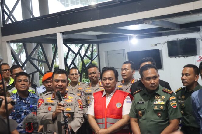 
					Respons Cepat Polda Sumut dan Tim Gabungan Amankan Pesawat Haji Saudi Arabian Airlines di Kualanamu Usai Ancaman Bom