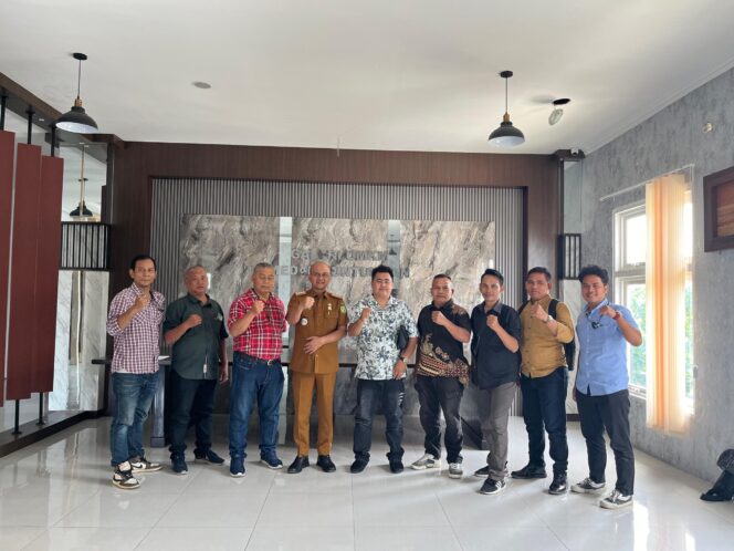 
					Camat Medan Tuntungan Sambut Hangat Kehadiran Forum Wartawan Tuntungan