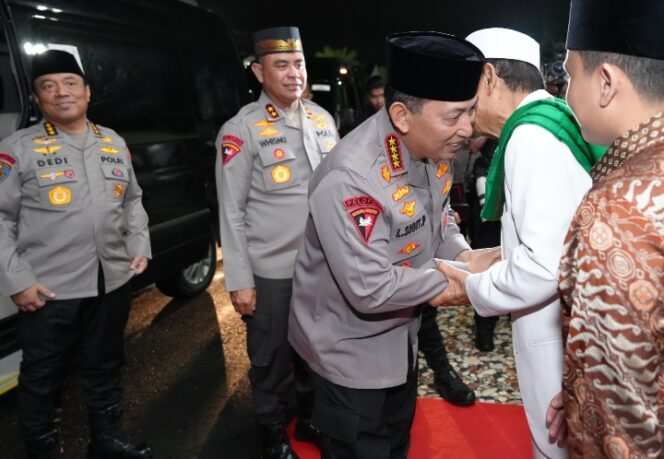 
					Kapolri Bersilaturahmi ke Ponpes Al-Kautsar, Pererat Sinergi dan Ukhuwah