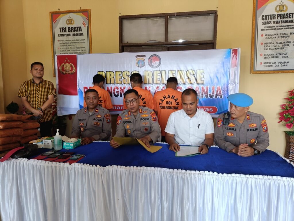 Polres Padang Lawas Ungkap Kasus Narkotika Gol 1 jenis Tanaman Ganja Sebanyak 44 Kg