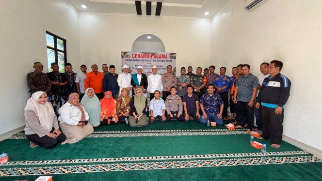 
					Polsek Medan Tuntungan Gandeng Forkopincam dan Tokoh Agama dalam Ceramah Lintas Agama