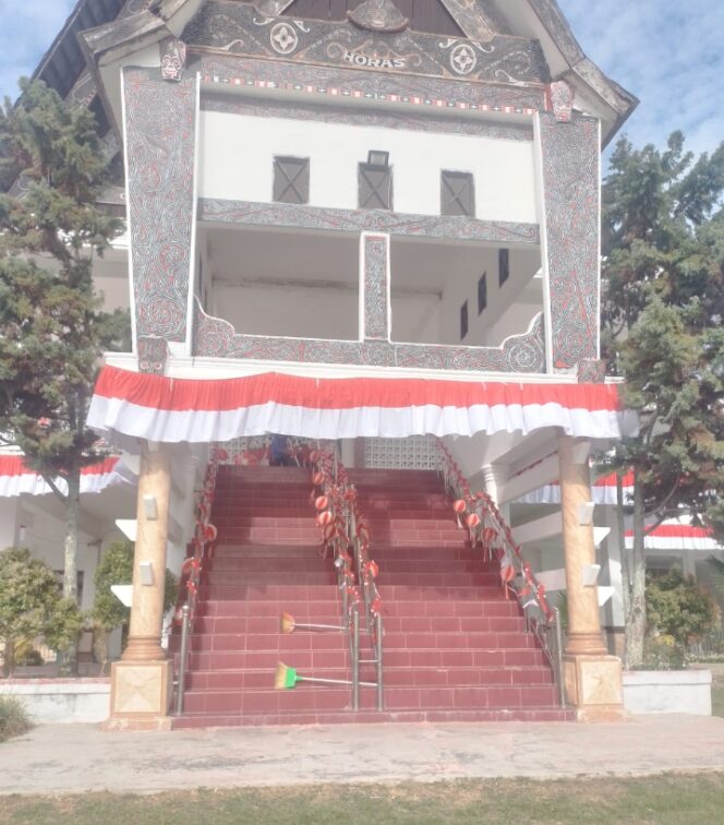 
					DPRD Samosir Rayakan Kemerdekaan RI KE-80 Dengan SPIRIT Persatuan dan Pelayanan Publik