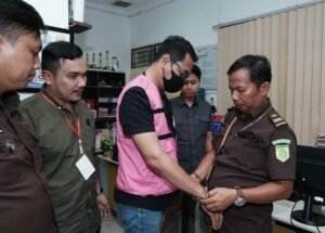 Tersangka Dugaan Korupsi Penyaluran Kredit PT.Bank Sumut Cabang Melati Diserahkan Kepada Jaksa Penuntut Umum