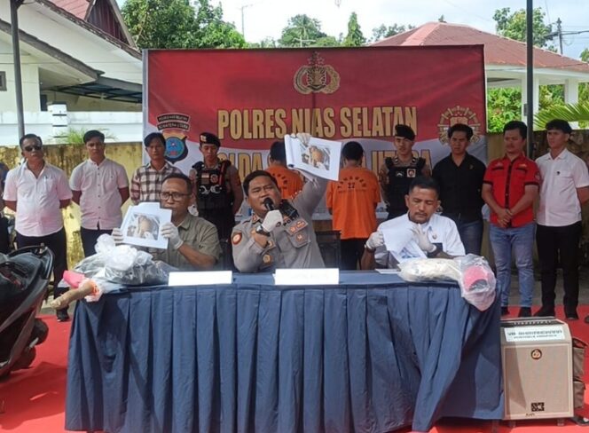 
					Polres Nias Selatan Berhasil Ungkap 2 Kasus Pembunuhan Dipicu Dendam 