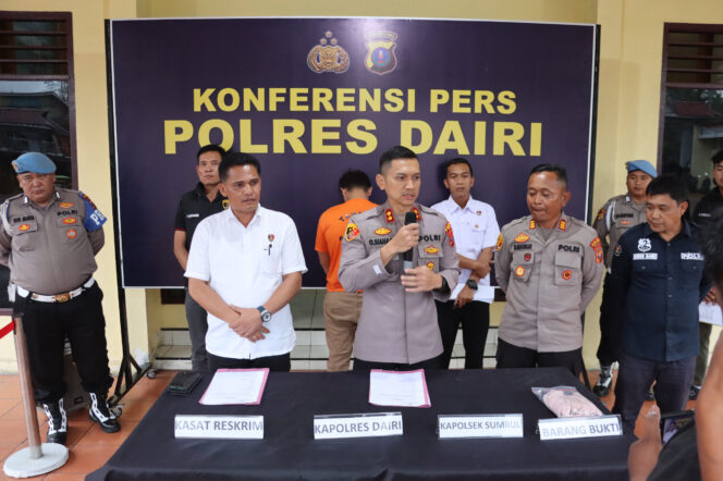 
					Polres Dairi Bersama Polsek Sumbul Amankan Pelaku Penganiayaan di Lae Pondom yang Viral di Sosmed