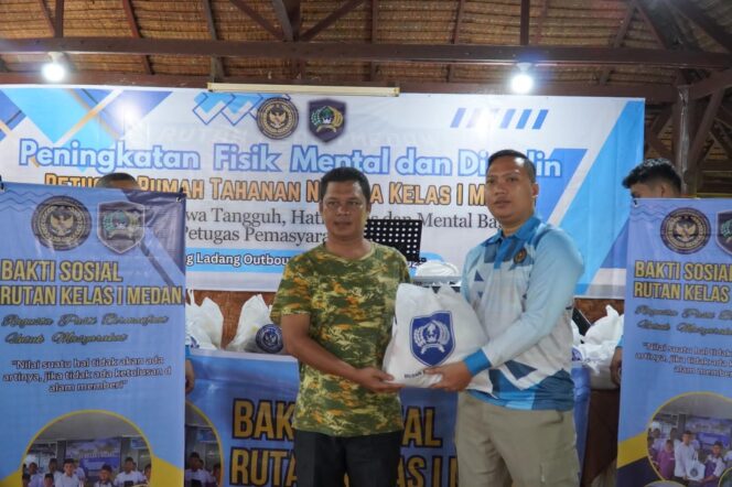 
					Rutan Kelas I Medan Gelar Fisik Mental dan Disiplin Sekaligus Salurkan 50 Paket Bantuan Sosial di Kampung Ladang