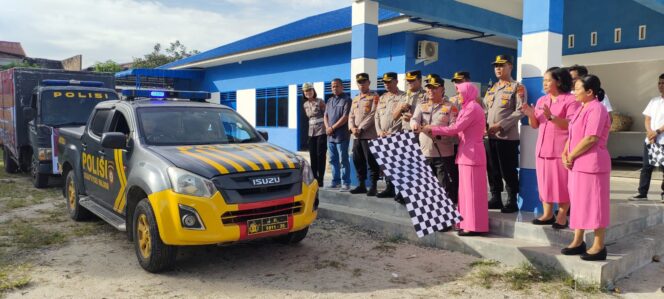 
					Kapolres Simalungun Lepas 1.620 Paket Bantuan untuk Korban Siklon Tropis, Hasil Masakan Dapur Umum Selama Dua Hari