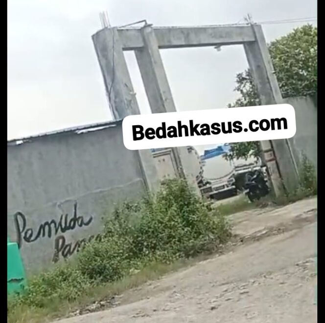 
					Dugaan Gudang Penimbunan BBM di Jati Rejo Dilengkapi CCTV, Warga Resah Aktivitas Malam Hari