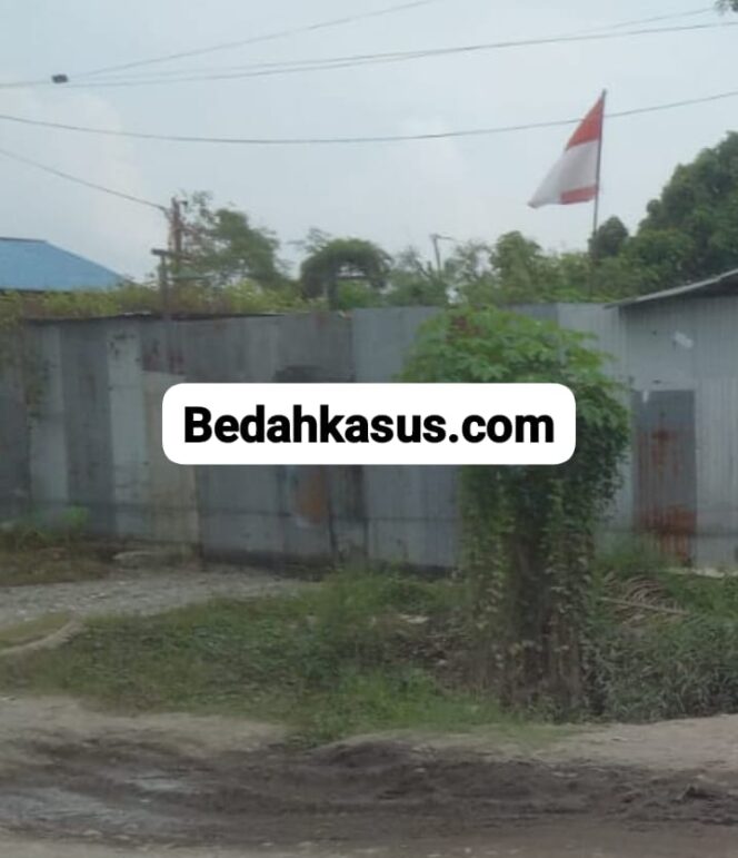 
					Markas Penimbunan BBM Bersubsidi Terendus, Polisi dan Pertamina Diminta Tindak Gudang Penimbunan BBM di Pasar lX Labuhan Deli