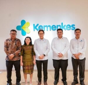 Bupati Samosir Beserta Tim Temui Menkes RI Bahas Penguatan Pelayanan Kesehatan