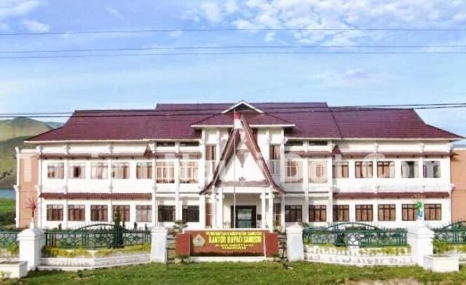 
					Pemkab Samosir Tegaskan Pengadaan Mobil Dinas Bupati Sesuai Regulasi dan Dukung Kinerja Pemerintahan