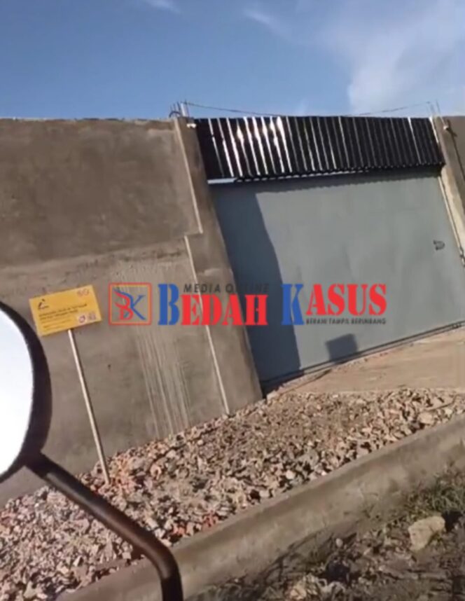 
					Jejak Dugaan Penimbunan Solar Subsidi di Tanah Garapan, Warga Khawatir Ancaman Kebakaran