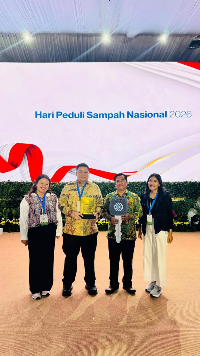 
					Samosir Ukir Prestasi Nasional, Satu-Satunya Daerah di Sumut Raih Sertifikat Menuju Kota Bersih 2026