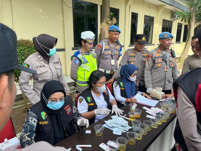 
					Guncang! Jaga Integritas, Polres Sergai Gelar Cek Urine Mendadak