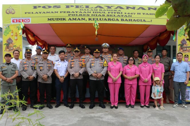 
					Kapolres Nias Selatan Cek Persiapan Pengamanan Sekaligus Pemberian Bingkisan Perayaan Idul Fitri 1447 H 2026 Di Kabupaten Nias Selatan