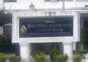 Sorotan Publik Memanas! Kabarnya Humas DPRD Samosir Dinilai Sibuk Iklan, Kinerja Minim Publikasi