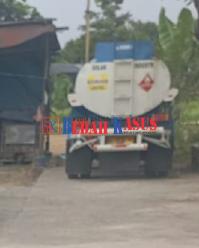 
					Pergantian Pengelola, Aktivitas Gudang Solar Diduga Ilegal Justru Meningkat