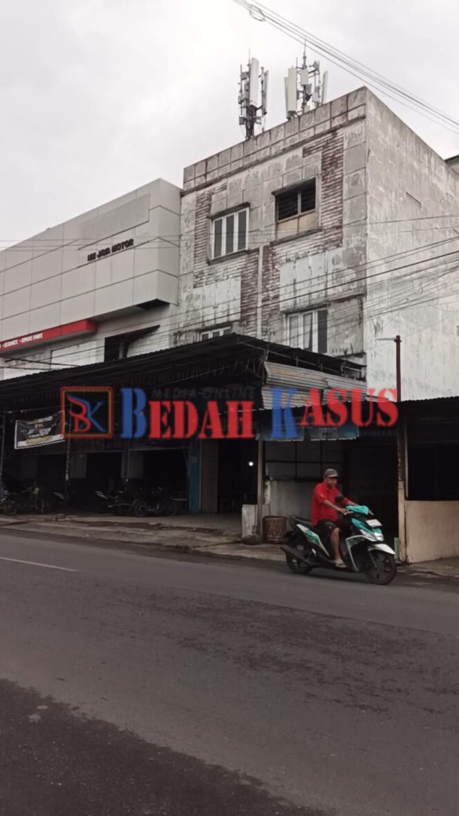 
					Tambang Bitcoin Ilegal Menggurita, Polisi dan PLN Dipertanyakan: Lalai atau Tutup Mata?