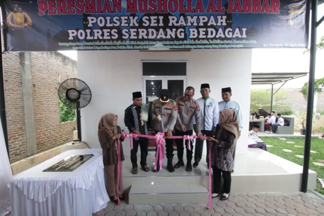 
					Resmi! Polsek Firdaus Berganti Jadi Polsek Sei Rampah, Mushola Al Jabbar Sekaligus Diresmikan