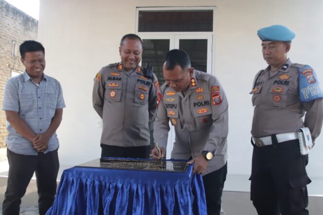 
					Kapolres Sergai Teken Prasasti Mushola Al-Jabbar di Polsek Sei Rampah