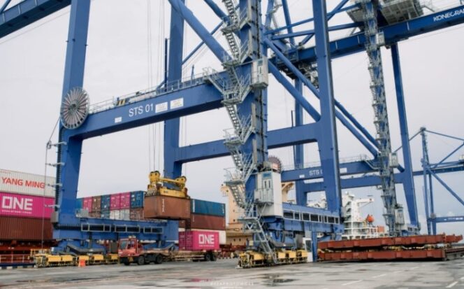 
					Logistik Sumut Mulai Bangkit, Arus Peti Kemas Tumbuh 5% di Awal 2026