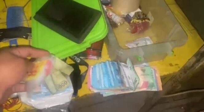 
					Polisi Sita 1.590 Butir Tramadol dan Hexymer dari Dua Terduga Pengedar di Cikarang Utara