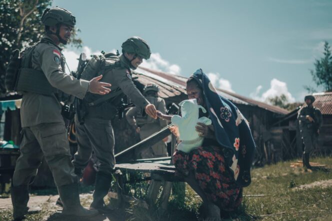 
					Patroli Humanis Ops Damai Cartenz 2026 Perkuat Stabilitas Keamanan di Distrik Kiwirok
