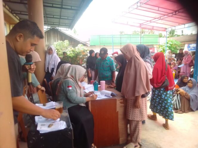 
					Penyaluran Bantuan Pangan di Jorong Banjaranah Berjalan Lancar, Warga Bersyukur di Tengah Lesunya Harga Gambir