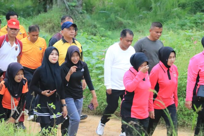 
					JELANG 1 JULI, DALAM RANGKA HUT BHAYANGKARA KE-80 TAHUN 2026 POLRES SERGAI GELAR OLAHRAGA BERSAMA