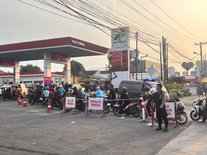 
					Pastikan Distribusi BBM Lancar, Polda Sumut Siagakan 786 Personel di 325 SPBU