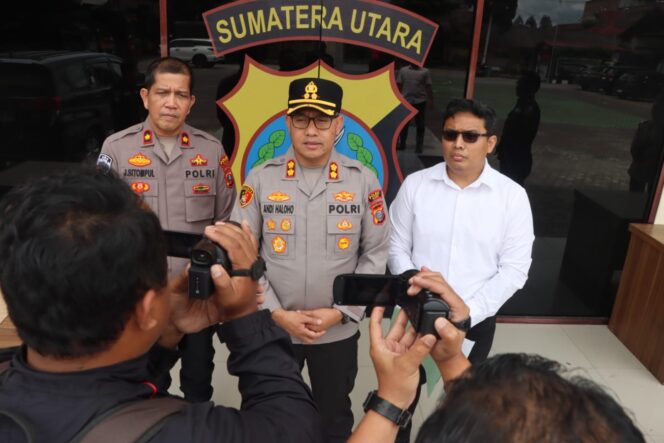 
					Tim Cobra Polres Karo Tindak Pelaku Pungli di Kawasan Objek Wisata Air Panas Sidebu Debu, Tiga Tersangka Ditahan