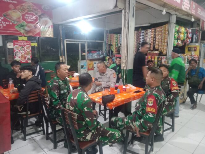 
					Koramil 03/Ps.Rebo-Ciracas Gelar Patroli/Siskamling Jaga Kondusivitas Wilayah