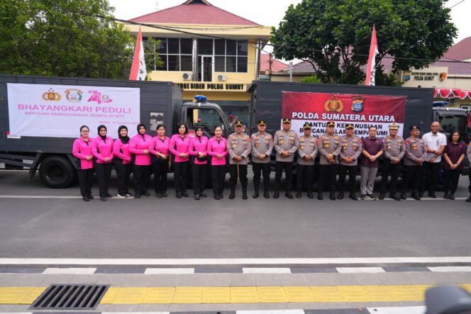 
					Polda Sumut Berangkatkan 25 Ton Bantuan Kemanusiaan Tahap Pertama untuk Korban Gempa NTT