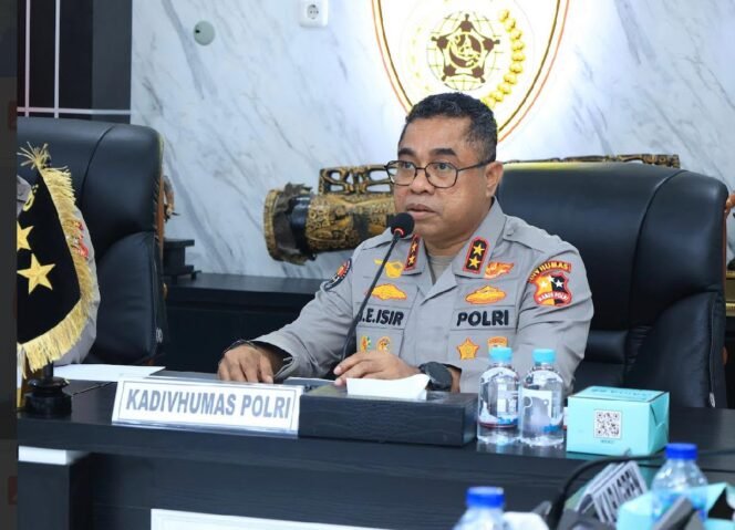 
					Polri Perkenalkan Tagline Baru “Polisi Bersama Masyarakat”, Tegaskan Arah Pengabdian yang Berorientasi pada Rakyat