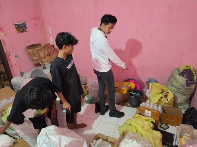 
					Brigjen Pol Ade Safri Ungkap Dugaan Pemalsuan Sirup Apialys, Berkas P-21
