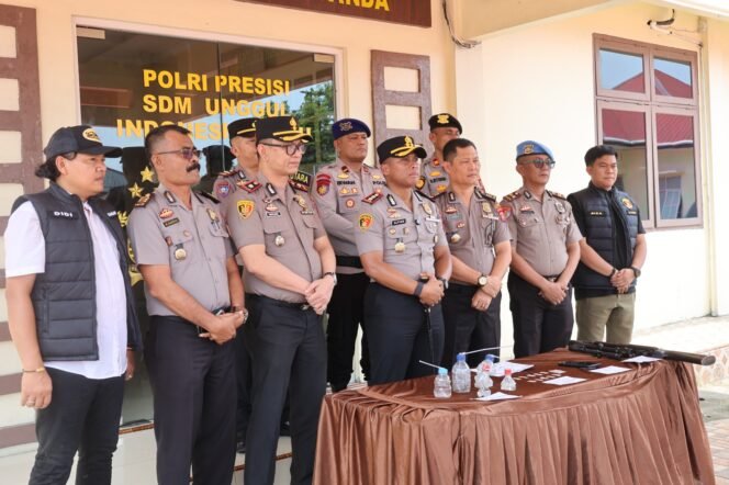 
					Satresnarkoba Polres Nias Selatan Amankan Pria Berinisial T, Sita 10 Bungkus Diduga Sabu